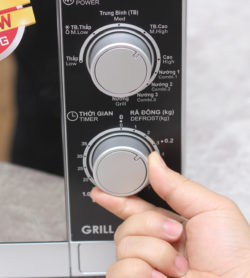 Lò vi sóng cơ có nướng SHARP R-G223VN-S 20 Lít 19